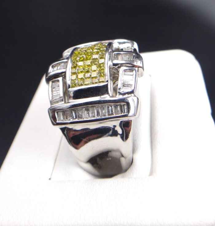 14K White Gold Yellow & White Gold Diamond Ring - Image 2