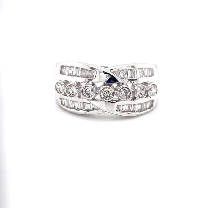 18K White Gold Cluster & Baguette Diamond Ring