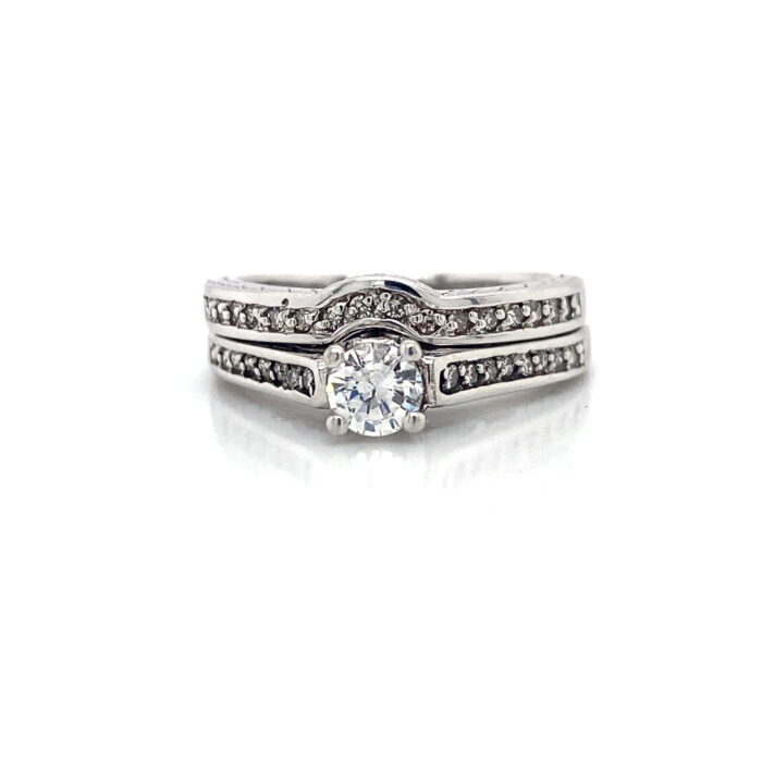 14K White Gold Diamond Ring