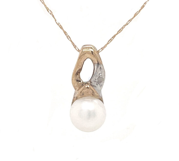 10K Yellow Gold Cultured Pearl with Diamond Accent Pendant & Chain