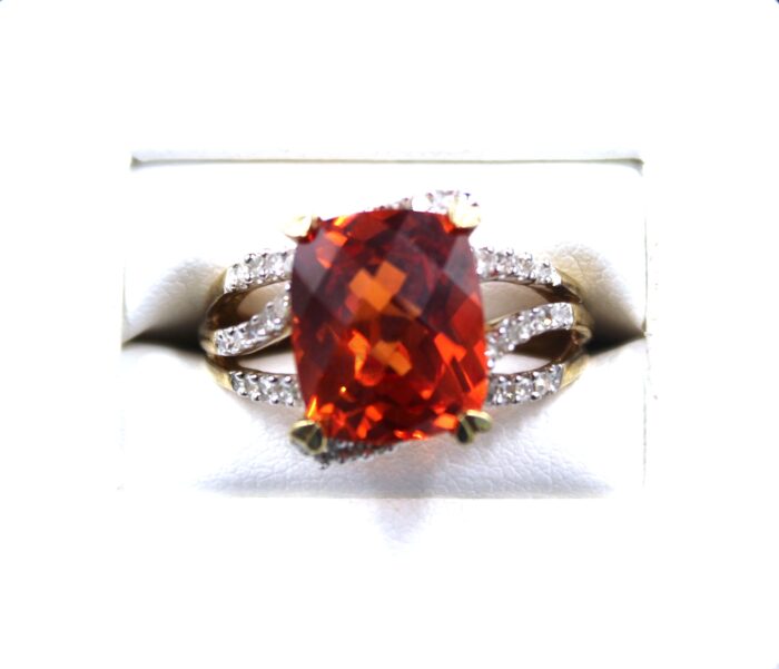 10K Yellow Gold Orange Topaz & Diamond Ring - Image 2