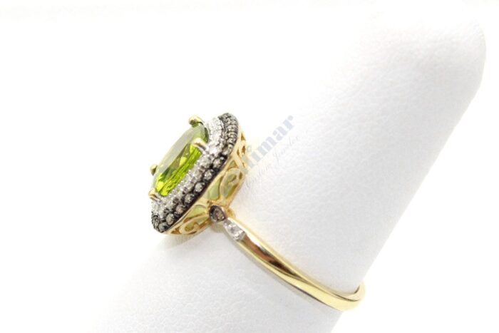 10K Yellow Gold Peridot & Diamond Ladies Ring - Image 2