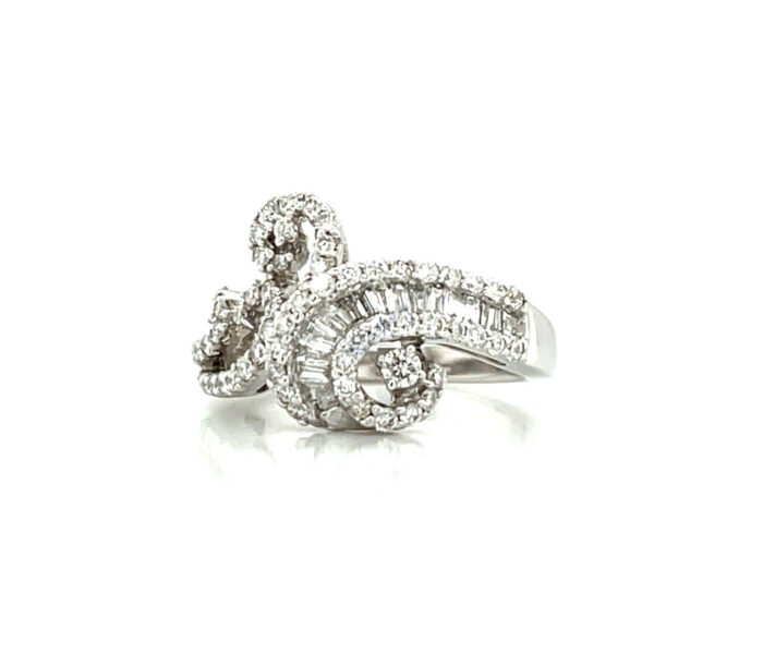14K White Gold Diamond Filigree Ring - Image 2
